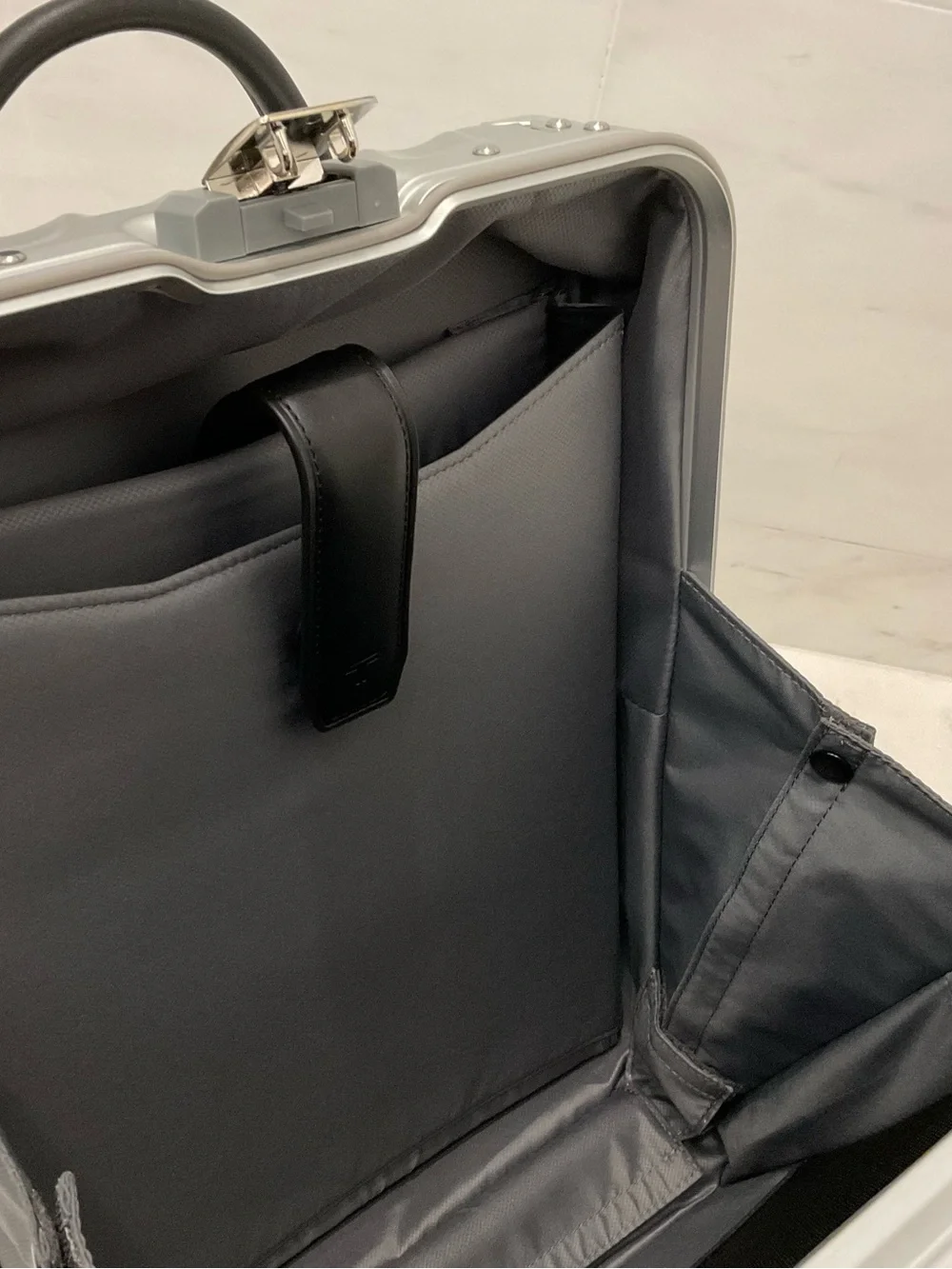 NEW Tumi 19 Degree ALUMINUM & Leather 17.0” Backpack - SILVER